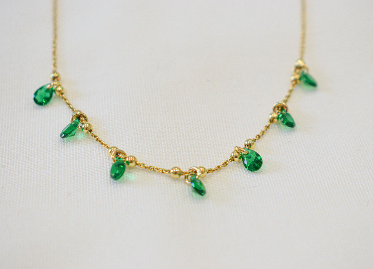 Collana Crystal con zirconi cristallo verde smeraldo.
