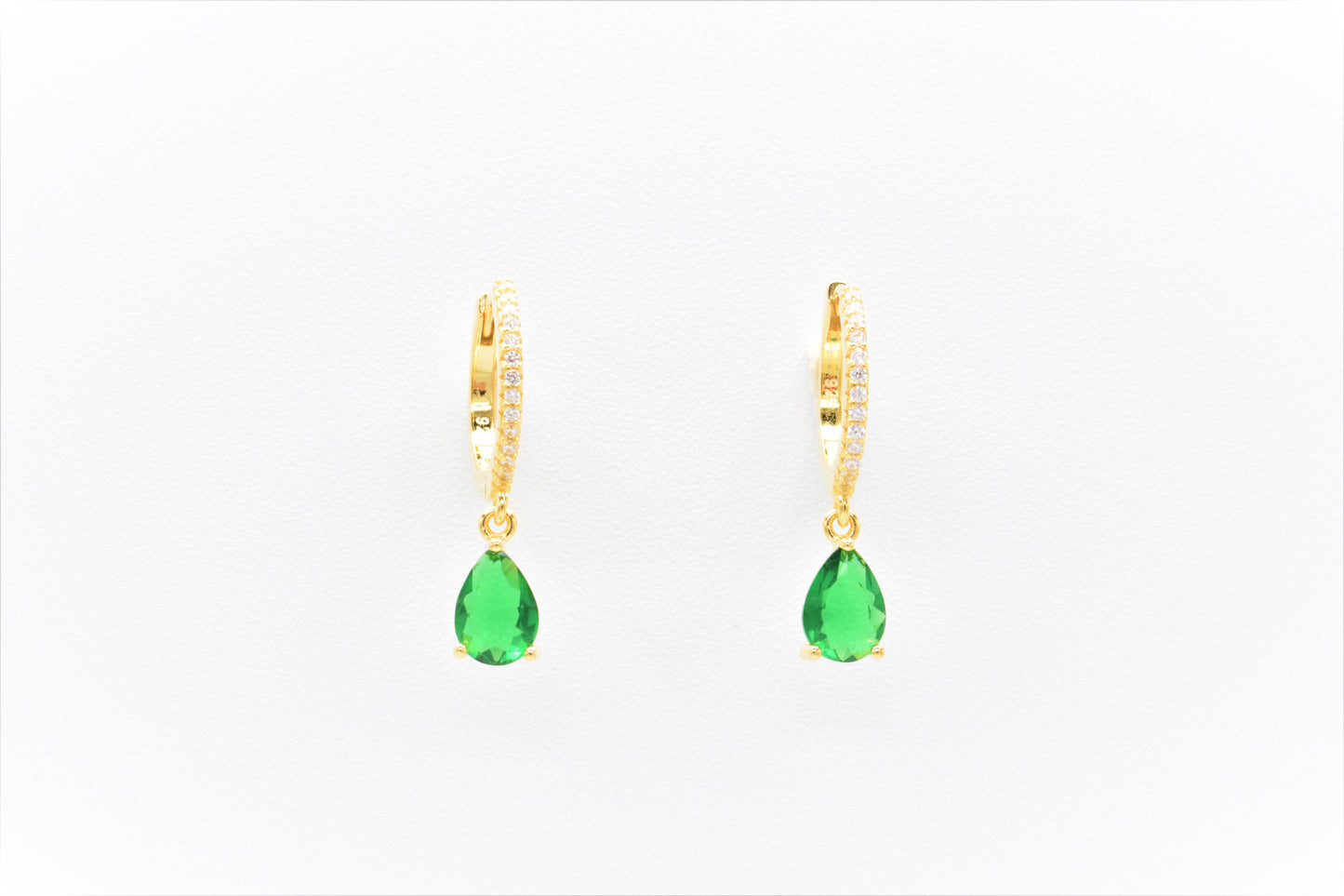 Orecchini zirconati con goccia