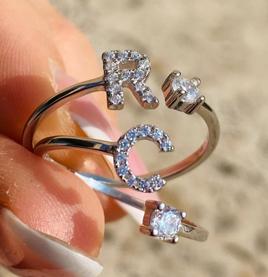 Anello contrarié
