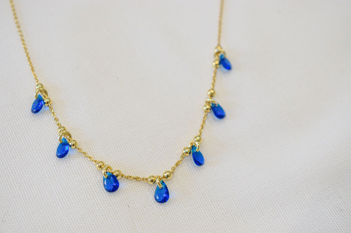Collana Crystal con zirconi cristallo blu oceano.