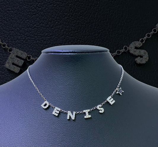Collana con lettere zirconate