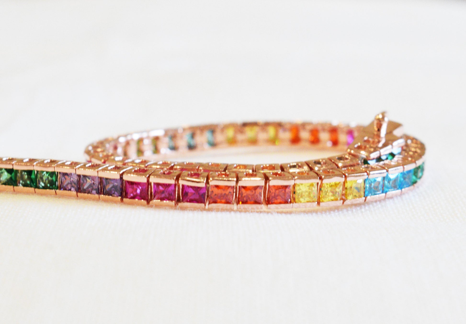 Bracciale tennis rainbow squadrato argento rosé