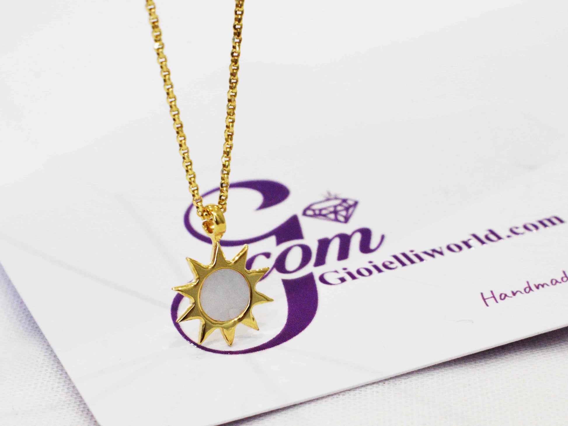 Collana Sole perlato in argento 925 placcata oro.