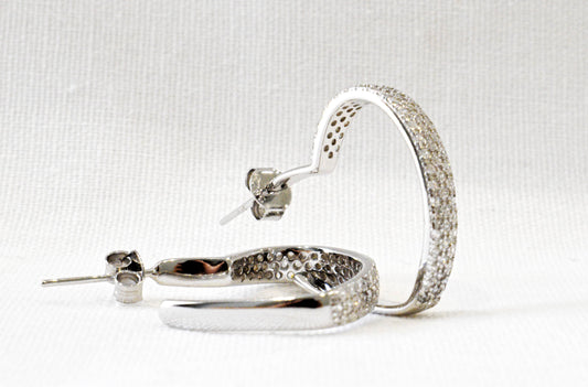 Coppia Orecchini Cuore in argento 925 e zirconi.