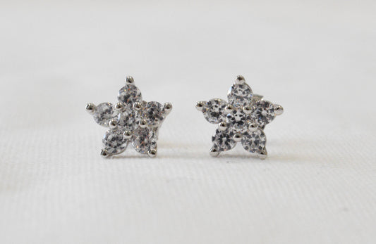 Coppia orecchini fiore in argento 925 e zirconi.